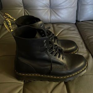 Dr. Martens 1460 Pascal Ziggy Size 12 mens